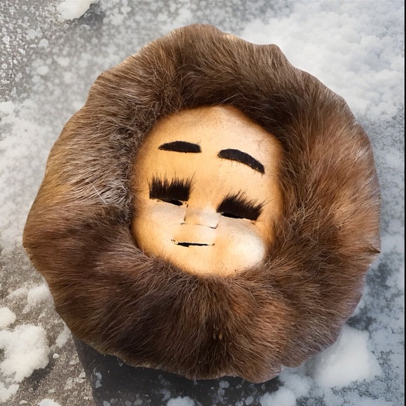 Vintage Hand Made Native Alaskan Eskimo Inuit Mask Fur and Caribou Skin 6”x6.5” - Picture 1 of 6